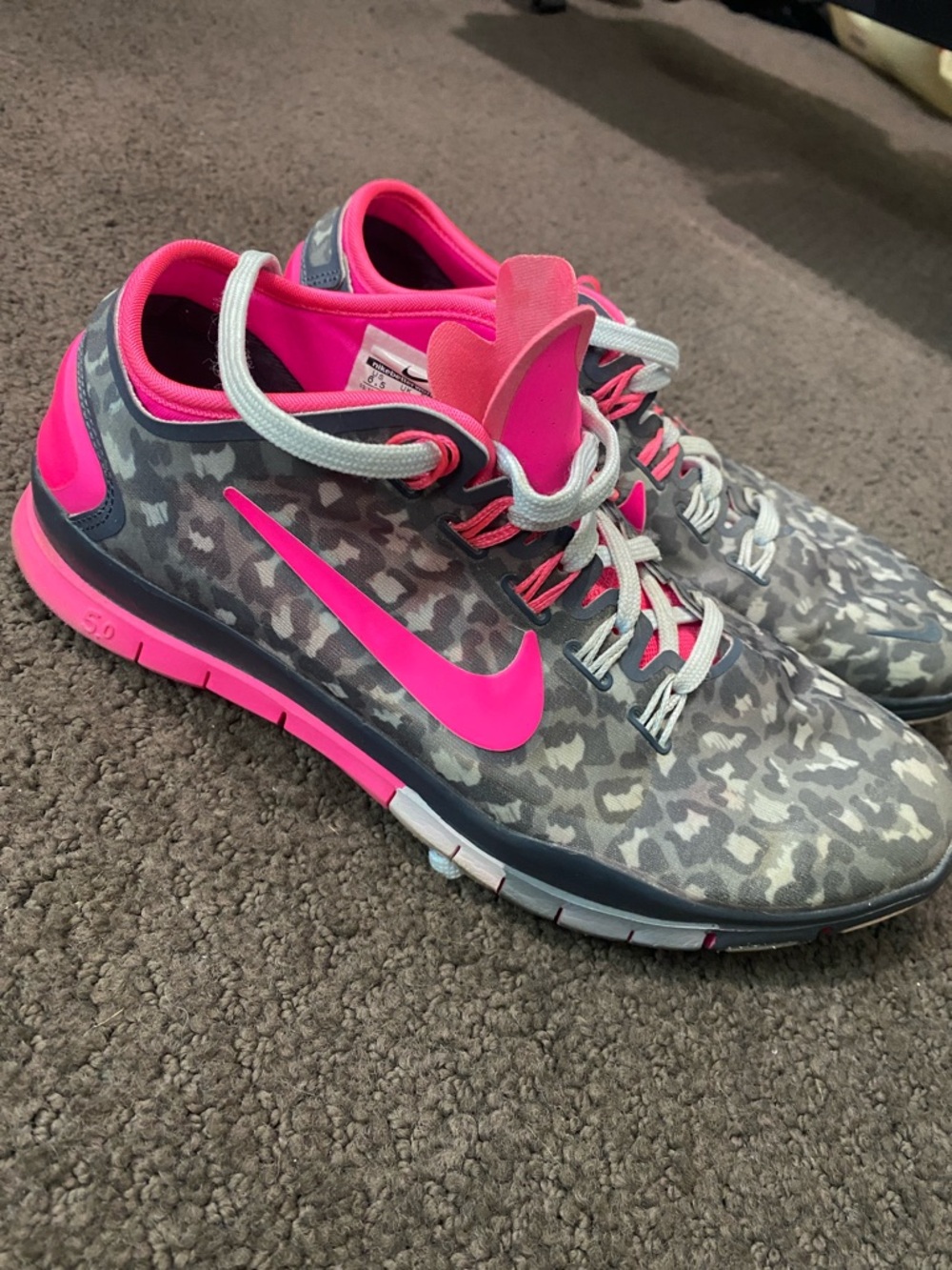Women’s Nike Free Tr Connect 2 Gray & Neon Pink Camo/Leopard Running Shoes